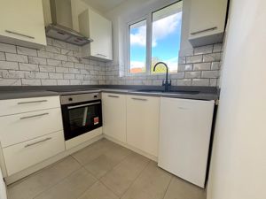 Photo 19- click for photo gallery